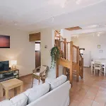 A L'entree Du Verger - Charmante Maison En Pierres * Dinant