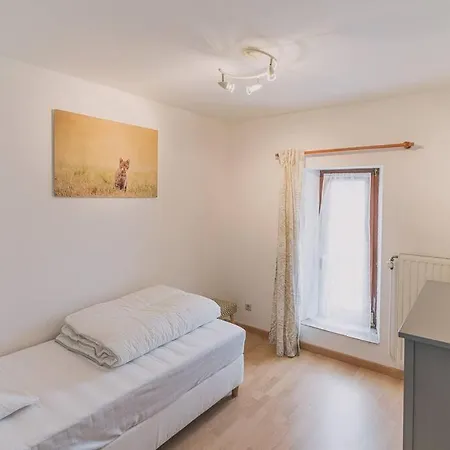 A L'entree Du Verger - Charmante Maison En Pierres Dinant