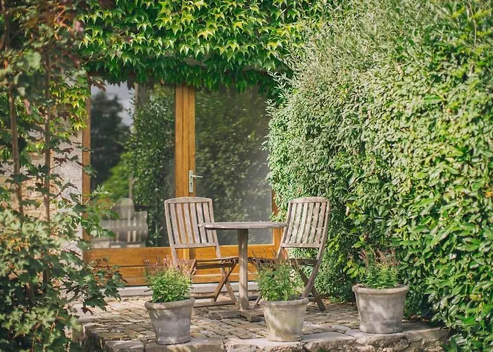 A L'entrée Du Verger - Charmante Maison En Pierres * Dinant