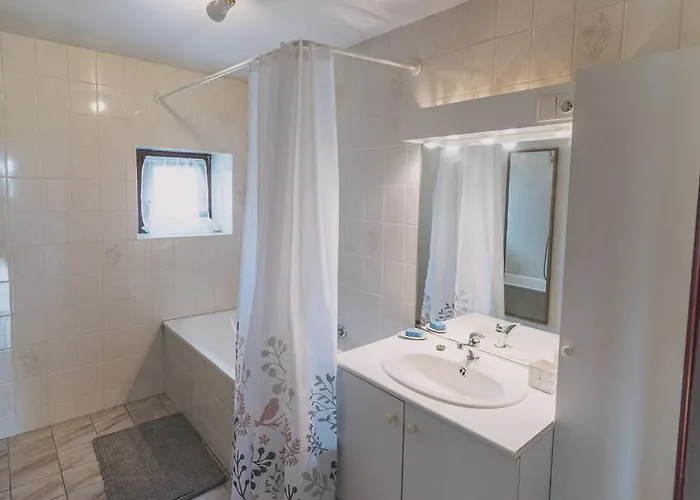 A L'entree Du Verger - Charmante Maison En Pierres Ferienhaus Dinant