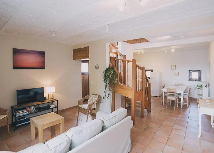 A L'entree Du Verger - Charmante Maison En Pierres * Dinant